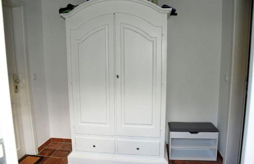 NEU angeboten Mönchguter Ferienhaus u Reetdach mit Kamin - Foto 24