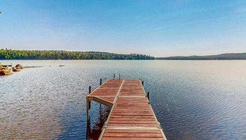 Spectacular Sebec Setting - Foto 2