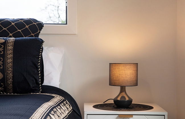 The Mackinnon - Photo 1