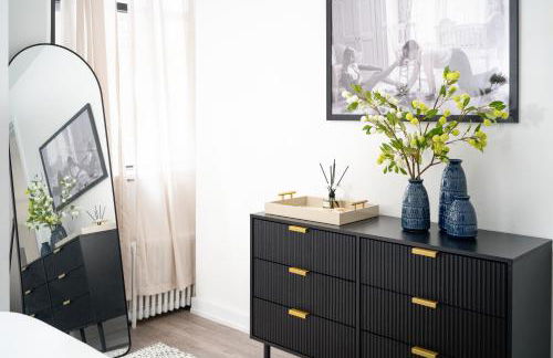 Luxury 2BD nr Wall St Gym Rooftop w/d - Foto 10