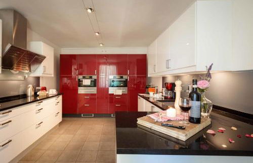 Luxe Villa, All Ensuites & Private Vineyard Views - Foto 37