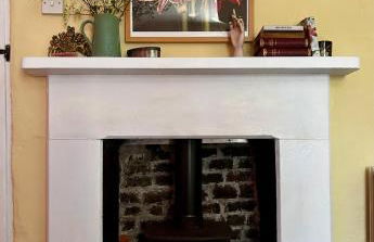 Unique Old Bakery Retreat - Photo 10