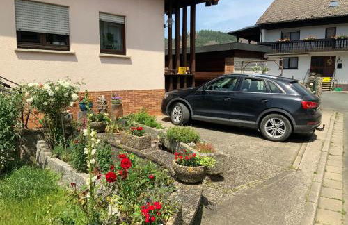 Apartment Freistehendes Ferienhaus mit Südbalkon by Interhome - Foto 21
