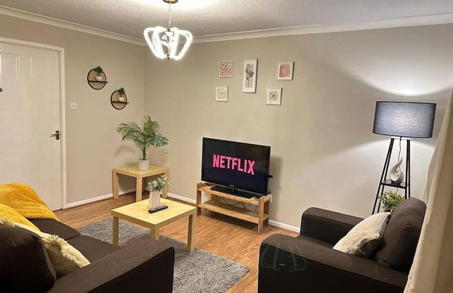 Entire Beautiful 2 Bedroom House With Free Parking Manchester - Foto 1