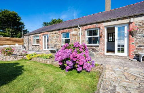 4 Bed in Pwllheli oc-tshipp - Photo 1