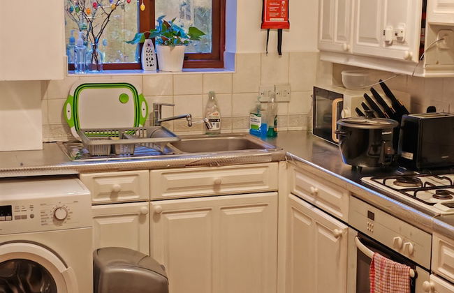 Beautiful 1-bed Apartment in Croydon-free Parking - Foto 4