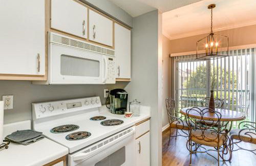 Lake Conroe Condo with Pool Access and Balcony! - Foto 9