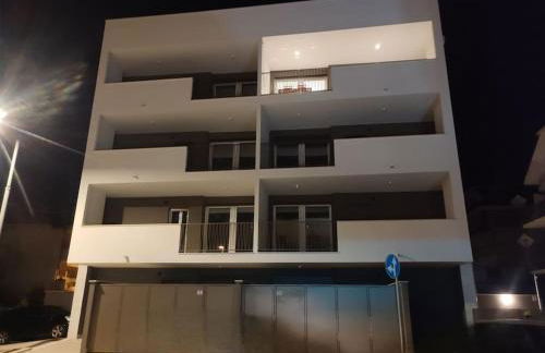 Suite Dream piano terra ampia corte e posto auto - Foto 24