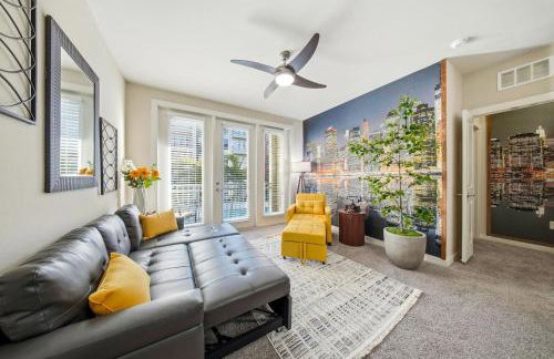 Stylish 2BR w Balcony, Pool & Pet-Friendly #15 - Foto 5