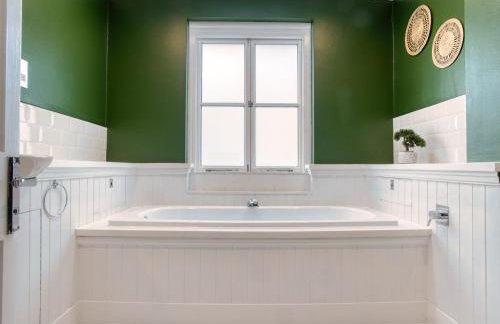 London Holland Park - parking, arcade & games - Foto 6