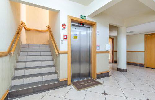 Lagos de Gramado, 2D na Av Borges de Medeiros - Foto 44