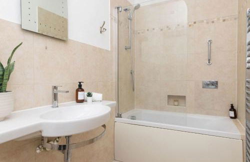 Rural Cottage Accommodation for 14 - Photo 37