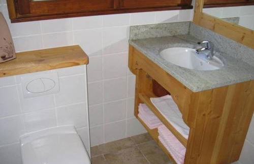 Studio montagnard pour 4 avec parking et animaux admis - FR-1-467-29 - Photo 4