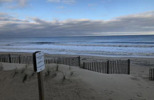 Queen Anne's Revenge at the Beach cottage - Foto 2