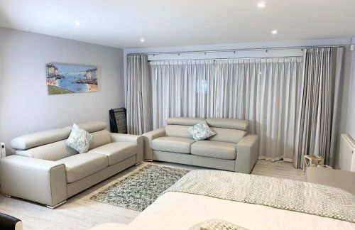The North Cove, 20m to the Sea, Modern Studio Apartment - Foto 24