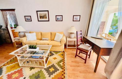 Private Oceanfront Cottage with 180 degree Sea View, 100 m Terrace - Foto 9