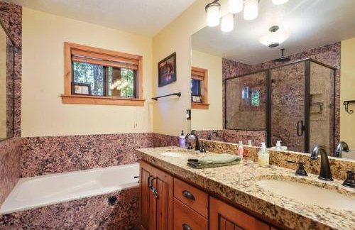 Beartooth Lodge with Hot Tub and Stuart Falls Views - Foto 9