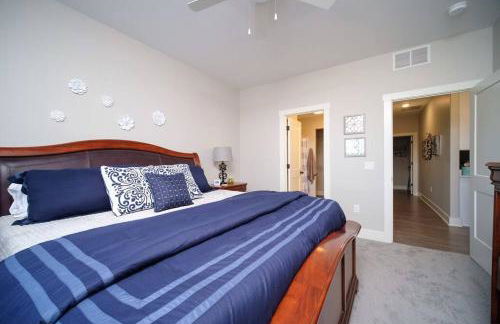 Main Floor Cozy 2 Bedroom Condo in Bettendorf - Photo 8