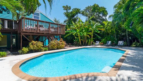 Palm Paradise - Pet Friendly Home on Siesta Key w/ Large Heated Private Pool & Outdoor Area! - Foto 2