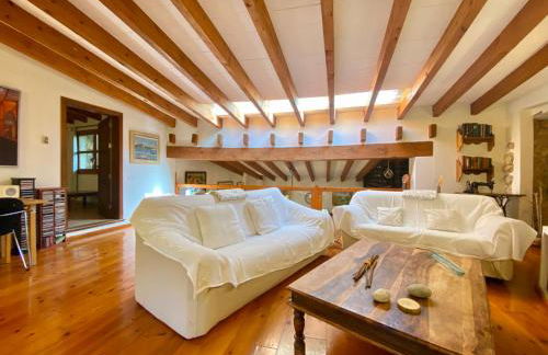 Fabulous Rustic Villa Set On Mountain With Unique Views - Foto 27