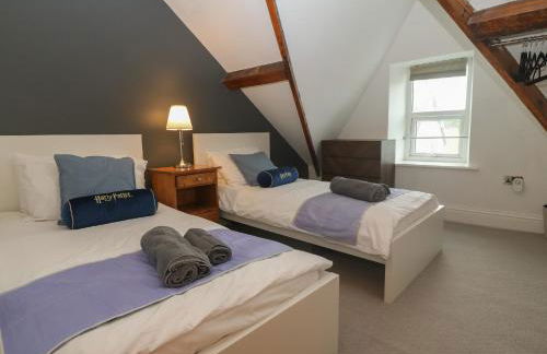 Apartment 2, Gorwel Glas - Photo 10