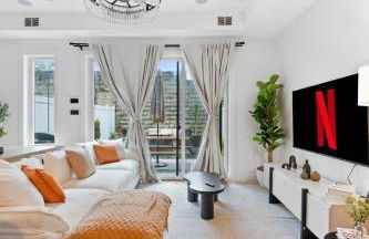 Luxury 3BR Backyard Oasis Close to NYC FirePit - Foto 13