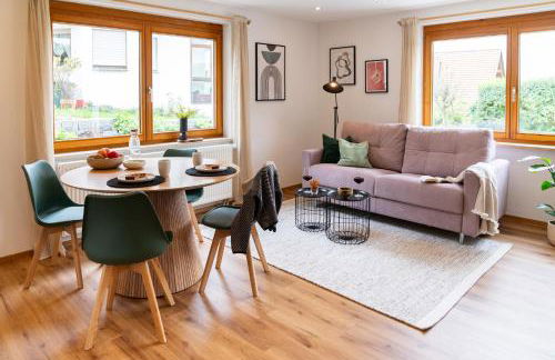 MATT ' Modernes Apartment mit Terrasse & Gartenblick - Foto 2