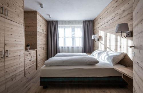 Osti Nicl - Photo 18