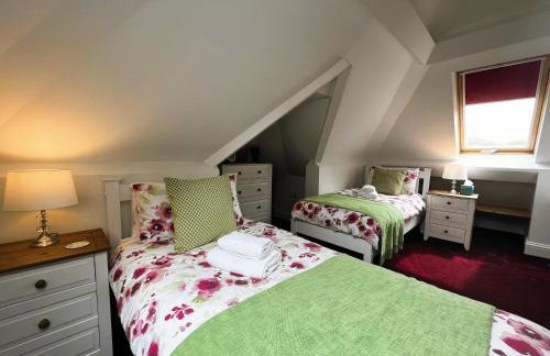 6 Shanklin Manor - family friendly apartment in Shanklin Old Village - Photo 29