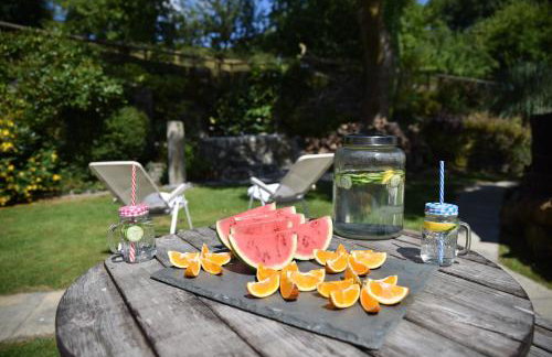 Ta Mill Holiday Cottages & Lodges - Forge Cottage - Foto 26