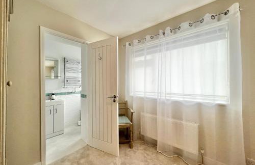 Incredible Views in Dartmouth with Parking and EV Charger - Foto 17