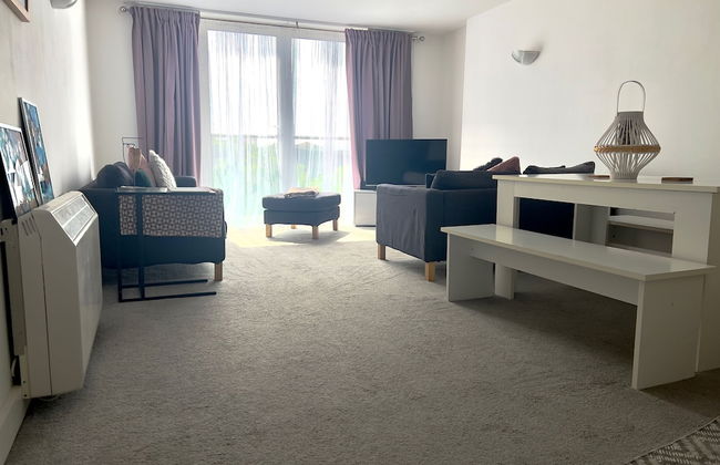 2 Bedroom Near Ocean Village Marina Port Apartment - Foto 8