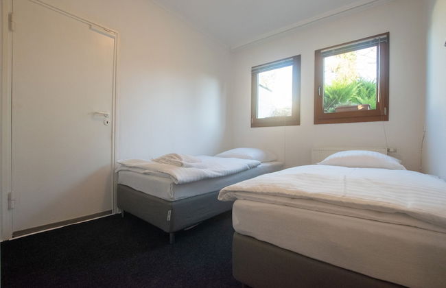 Tolstov-Hotels Beautiful Villa with Big Garden - Photo 5