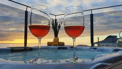 Villa Palace Fernandes with Jacuzzi - Photo 2