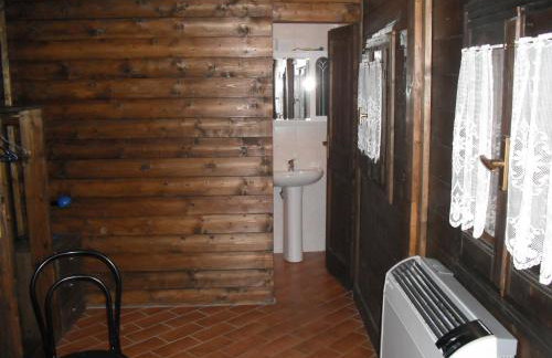 Comfortable Chalet in Giarola with Mountain View - Foto 5