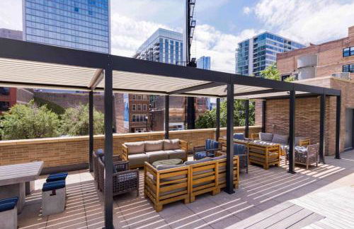 W Loop Studio w Deck Pool Gym 3 blocks to L CHI-644 - Foto 25