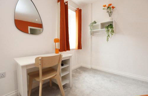 large 2 bed central apartment with balcony and private parking - Foto 61