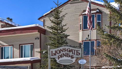 Walk to Ski Shuttle! Ideal Winter Park Base Camp - Foto 4