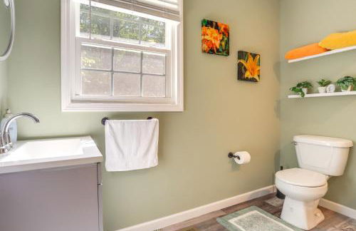 8 Mi to Sloppy Floyd State Park Peaceful Retreat! - Foto 13