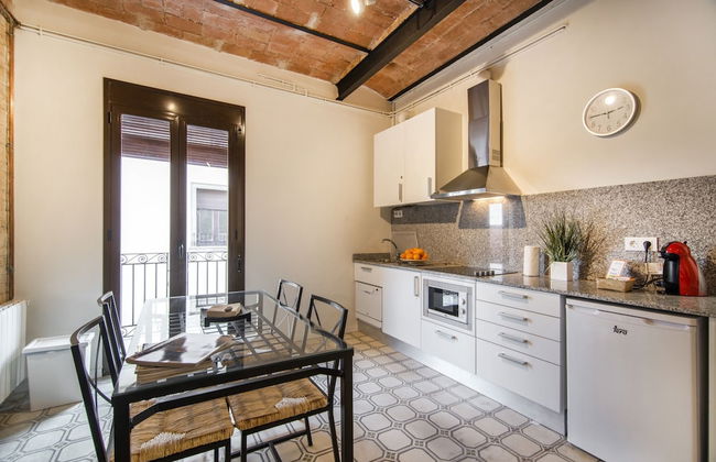 Happy People Gaudi Sant Pau - Foto 61