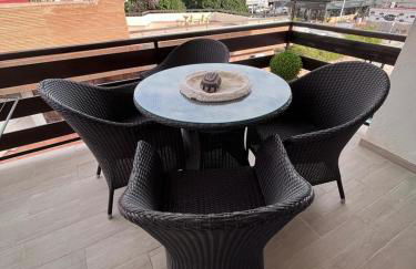 Apartamentos Hawaii - Parking y 50 mt del Arenal - Foto 10