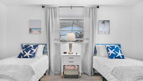 Venice Lakefront Pool Home - Foto 3