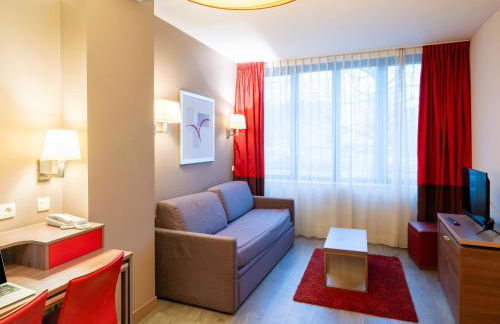 B&B HOME Caen Centre Gare - Photo 54