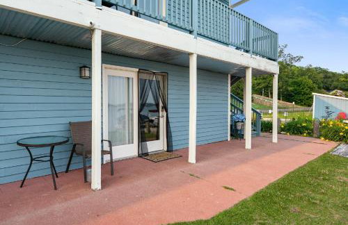 Fife Lake Lodge - Double Queen Room with Lake Access - Foto 26