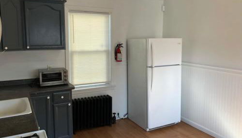 Private house with 3 bedrooms and 1 bathroom, free parking, convenient to NYC Manhattan bus and train, MetLife Stadium FIFA World Cup 35 minutes away - Foto 4