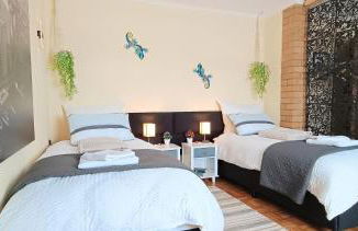 GADD Ferienwohnung 001 Glück an der Donau # Best Deluxe Stay 24#7 Check in - Foto 10