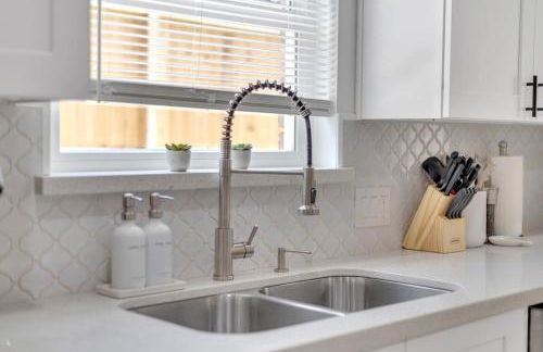 Texan Backyard Vibes l Cowboy Pool & BBQ l Pet-Friendly - Foto 43