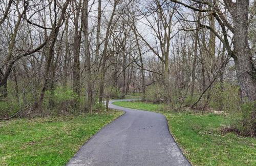 Guest House with Private Entrance- walk to Downtown Noblesville - Foto 16