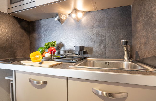 1 bedroom Apartment in La Grande-Motte with swimming pool and garden - Photo 14