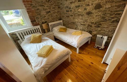 Lovely apartment overlooking the harbour and bay - Photo 9